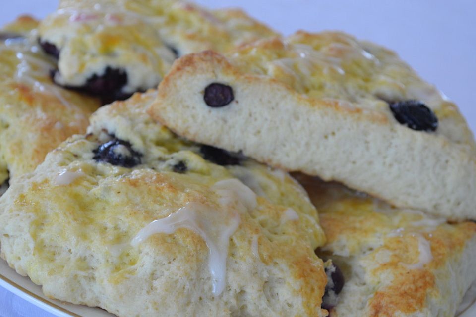 Blueberry-Ricotta-Scones