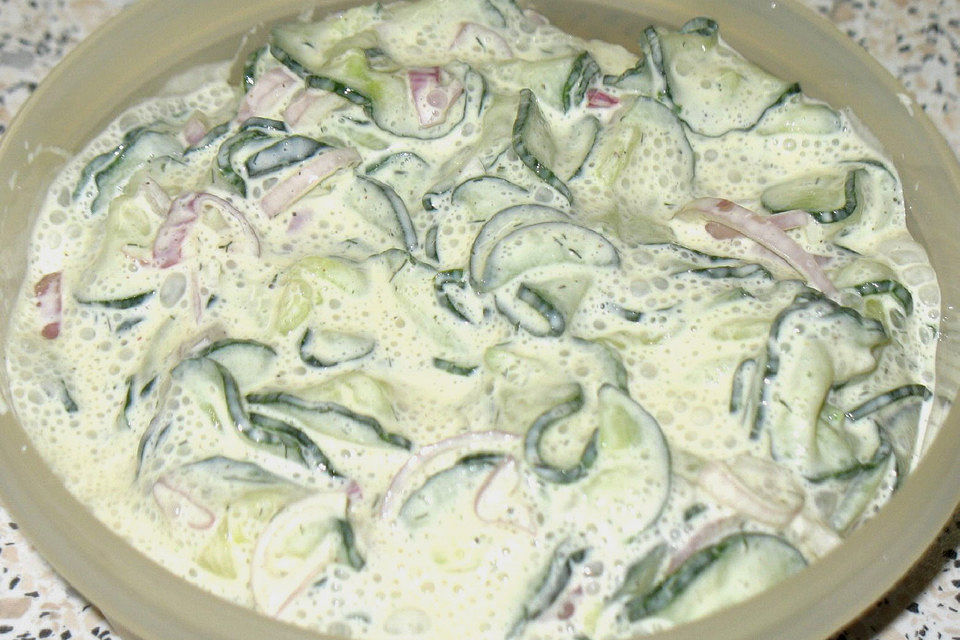 Krautis Gurkensalat