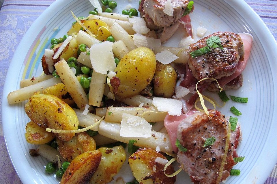 Spargel-Gröstl mit Schweinefilet