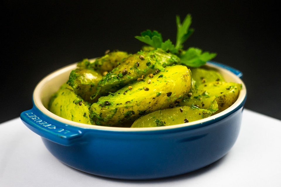 Pesto-Kartoffeln mit Hanfsamen