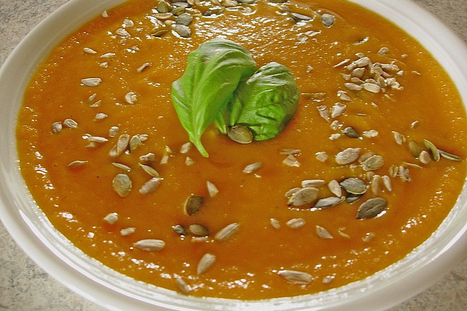 Möhren - Orangen - Suppe