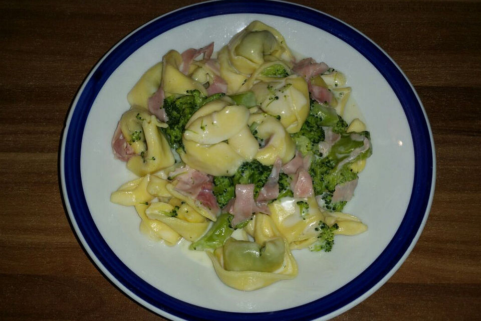 Tortellini mit Brokkoli