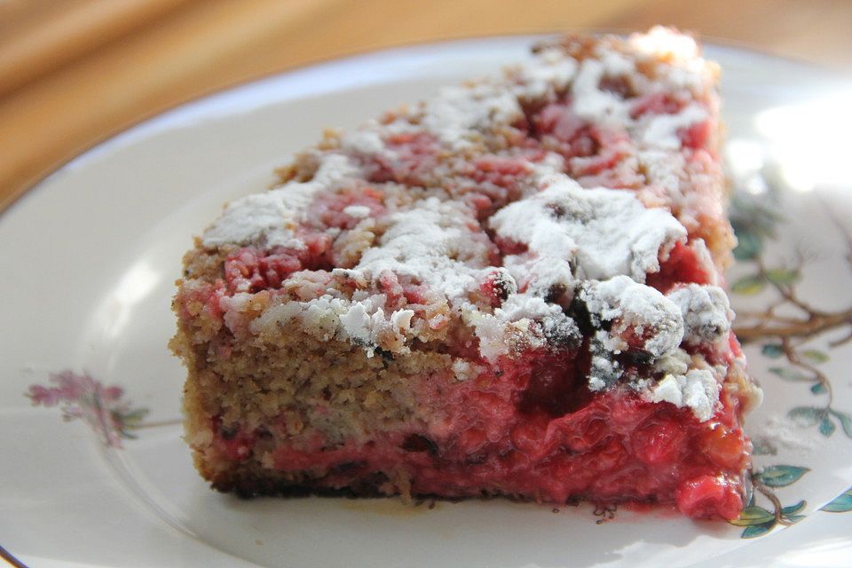 Buchweizenkuchen mit Johannisbeeren