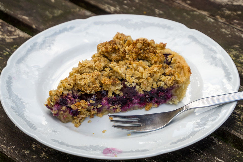 Blaubeerkuchen mit Haferflocken-Streuseln