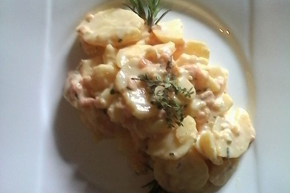 Sylvias Kartoffelsalat mit Lachs