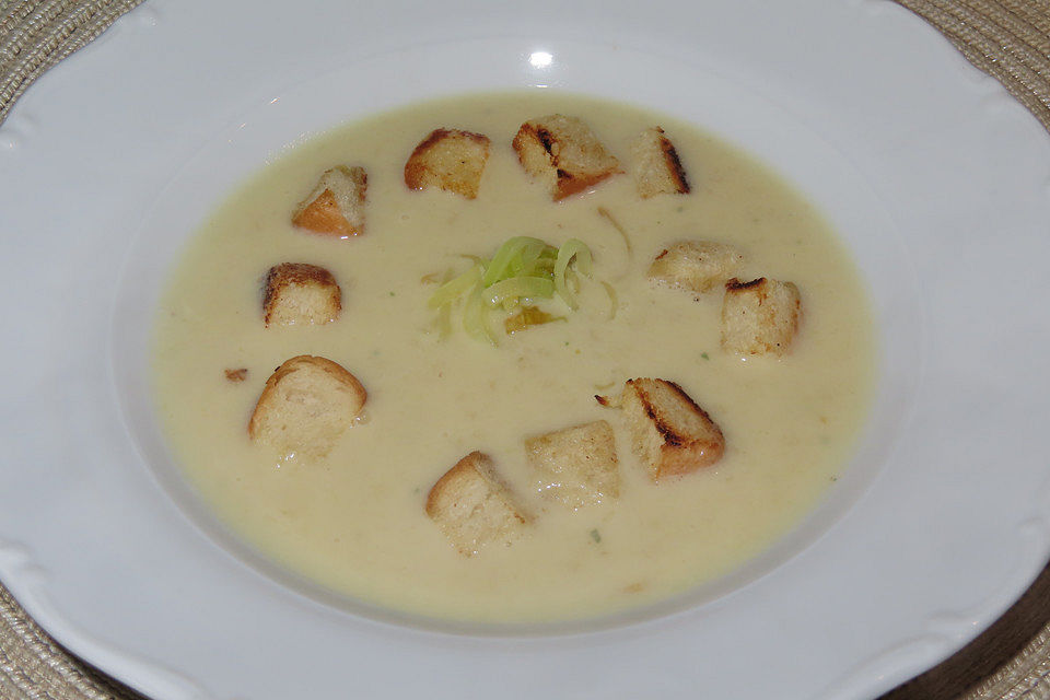 Rahmsuppe mit Lauch