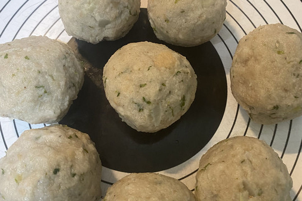 Vegane Semmelknödel