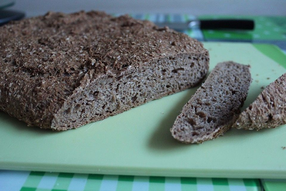 Vollkorn-Weizenkleie-Brot