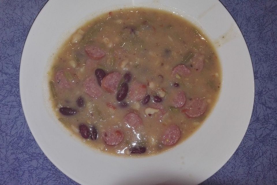 Bohnensuppe