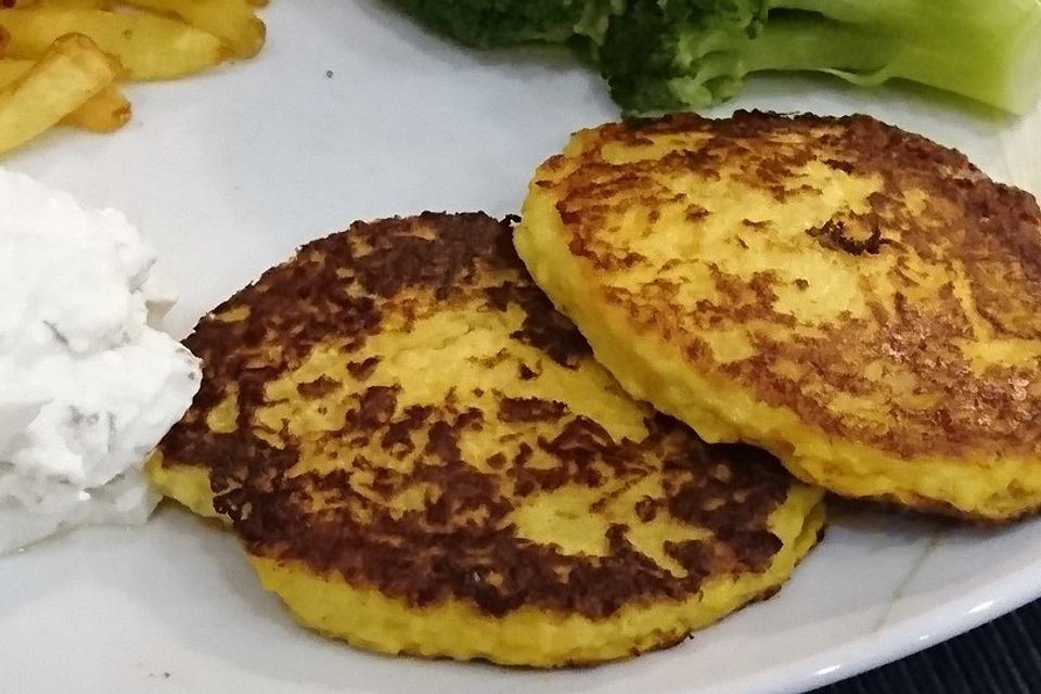 Gemüseschnitzel mit Kräuterquark