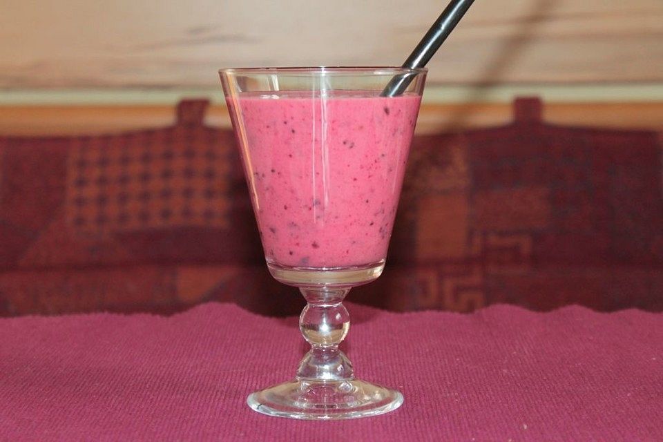 Cassis-Mango-Hafer-Smoothie