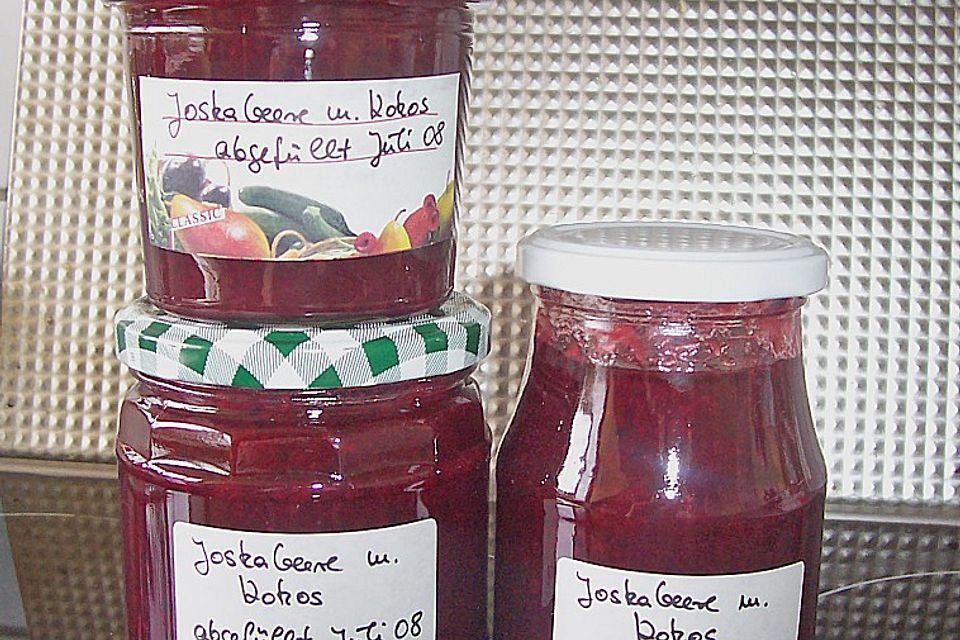 Johannisbeermarmelade mit Kokos