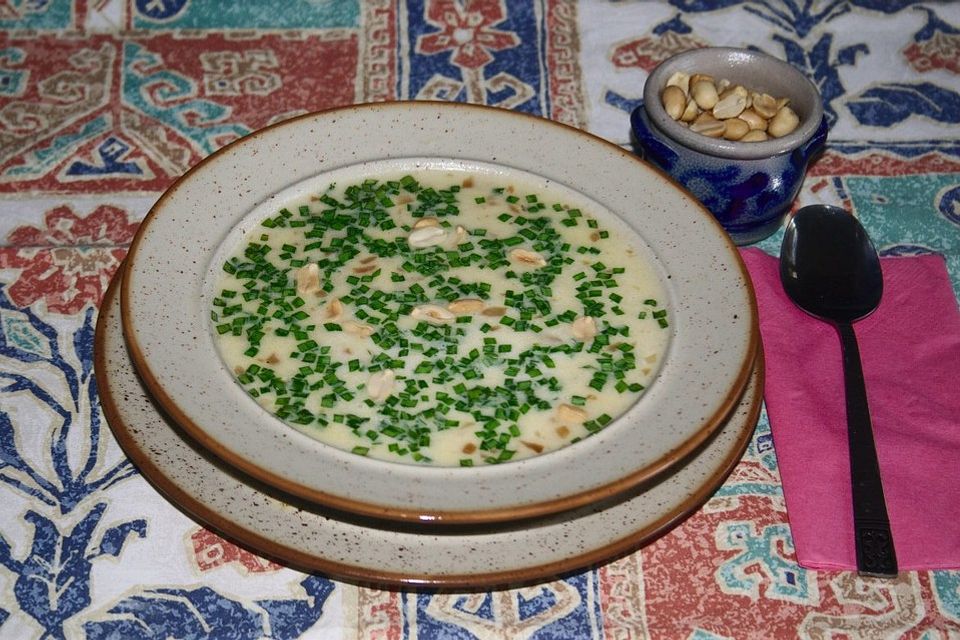 Erdnusssuppe