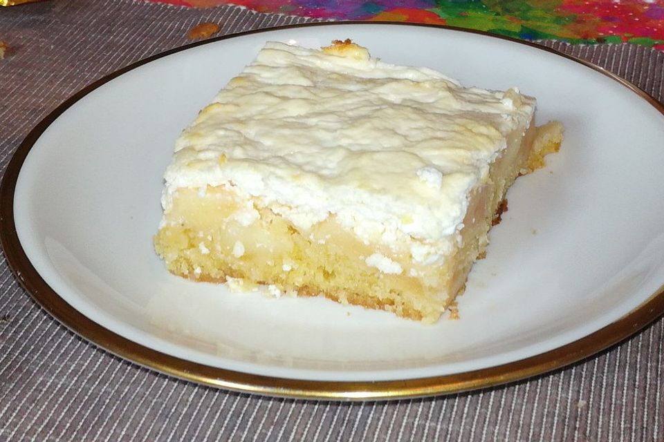 Apfelkuchen mit Quarkdecke