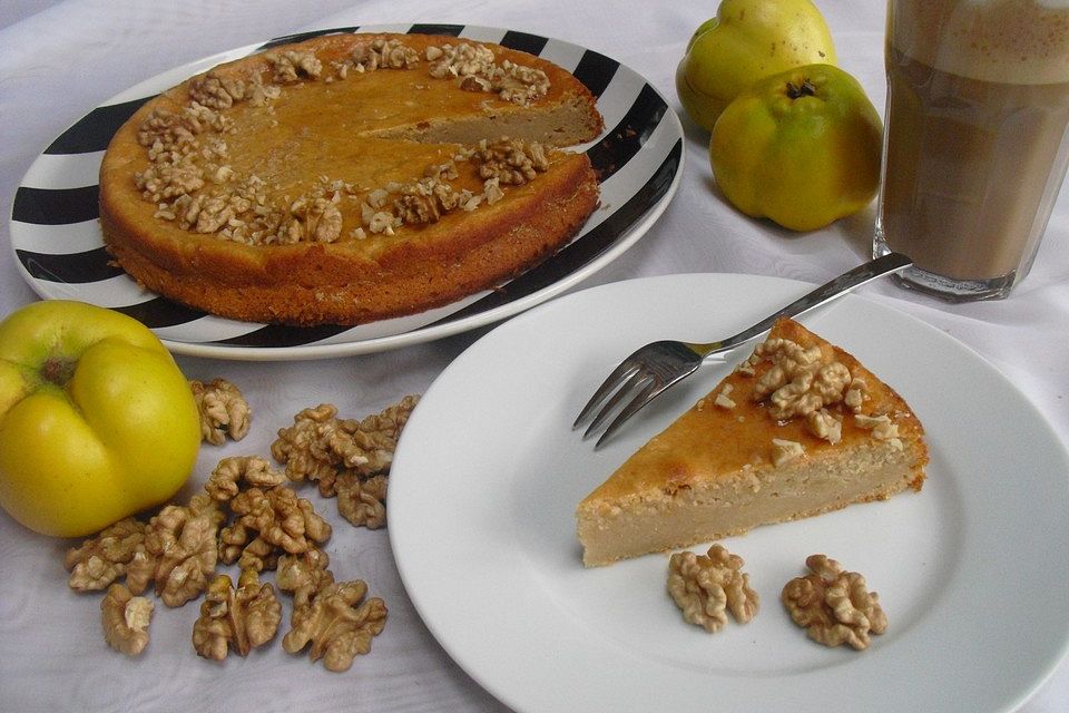 Saftiger Quittenkuchen