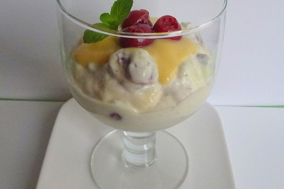 Kirsch-Eierlikör-Dessert