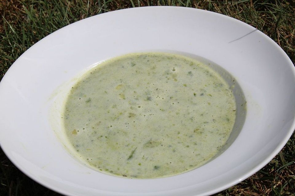 Gurkensuppe