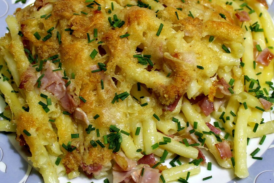 Makkaroni mit Gruyère überbacken