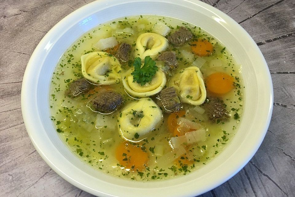 Rindfleischsuppe