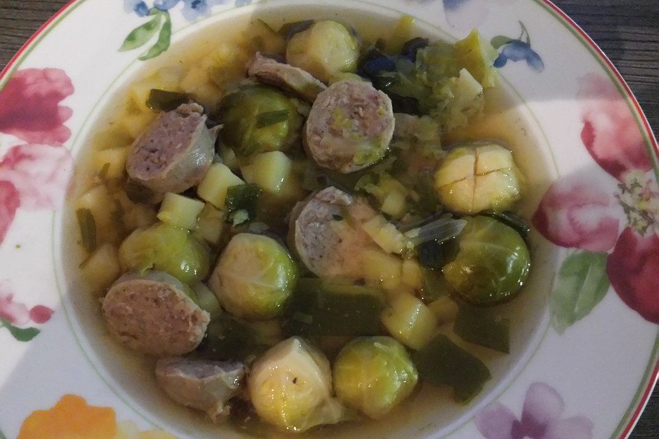 Rosenkohlsuppe mit Lauch