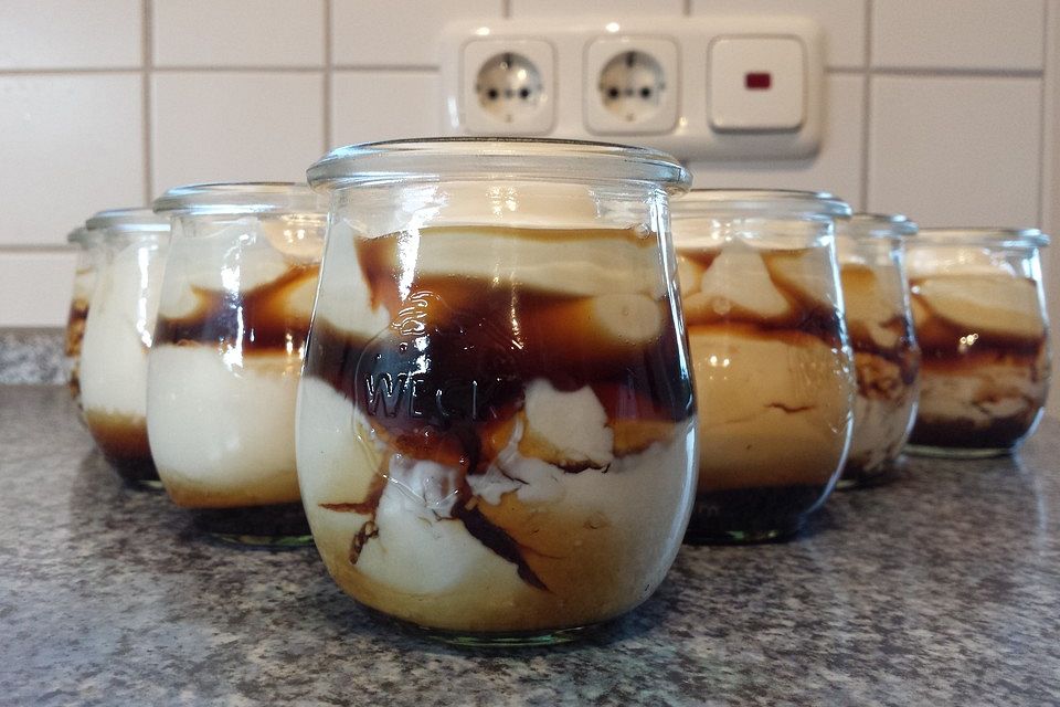 Amaretto-Kaffee-Joghurt