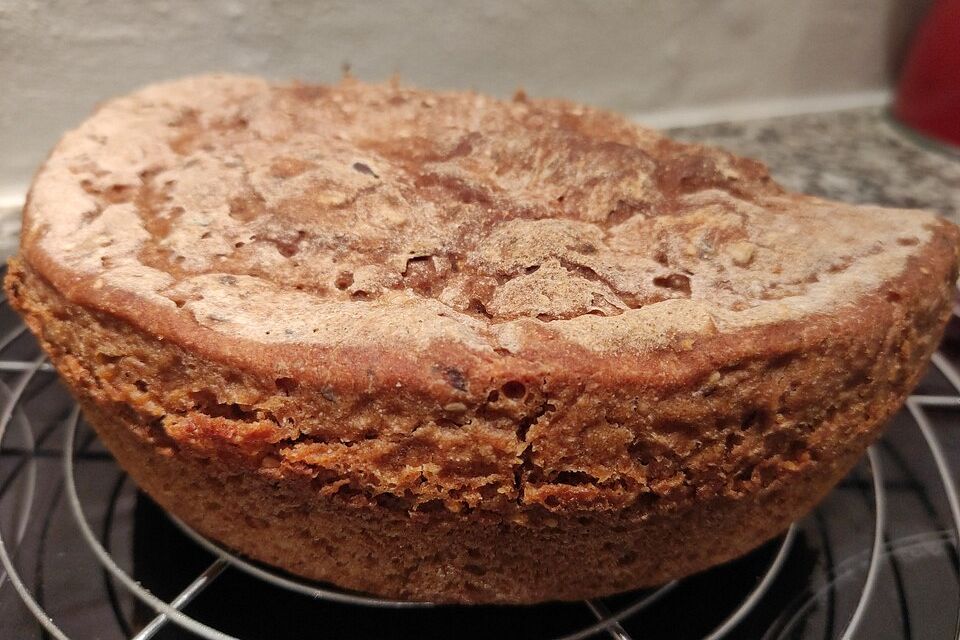 Roggenvollkornbrot mit Sauerteig