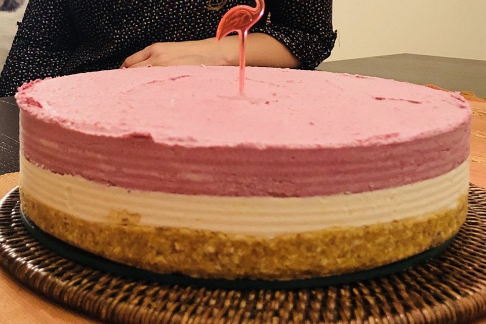 Raw Raspberry Cake