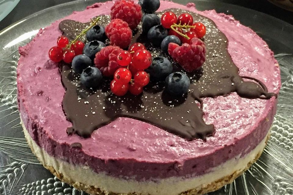 Raw Raspberry Cake