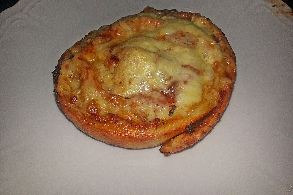 Hack-Pizza-Schnecken