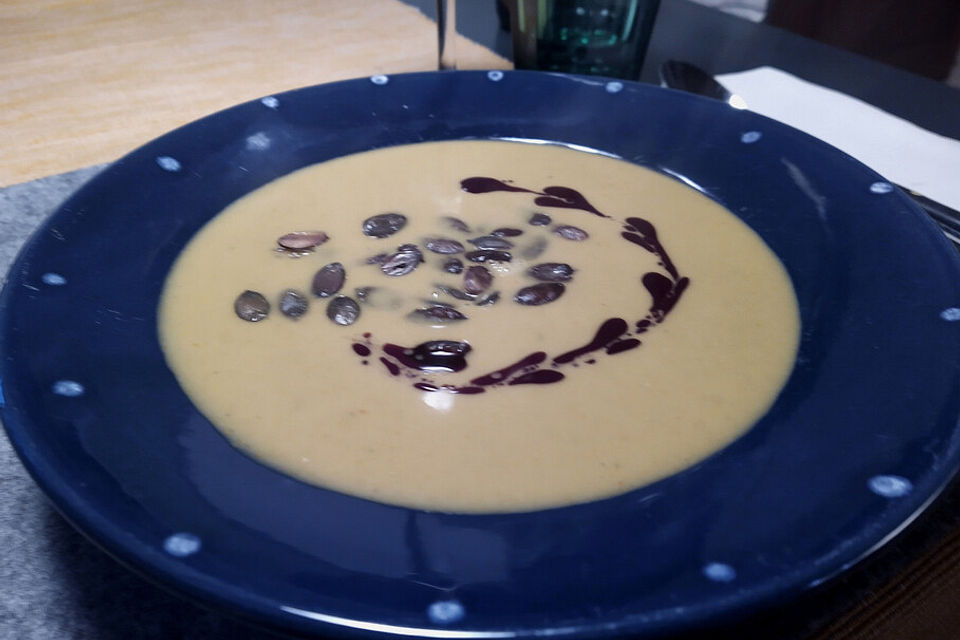 Kürbiscremesuppe nach Winzer Art