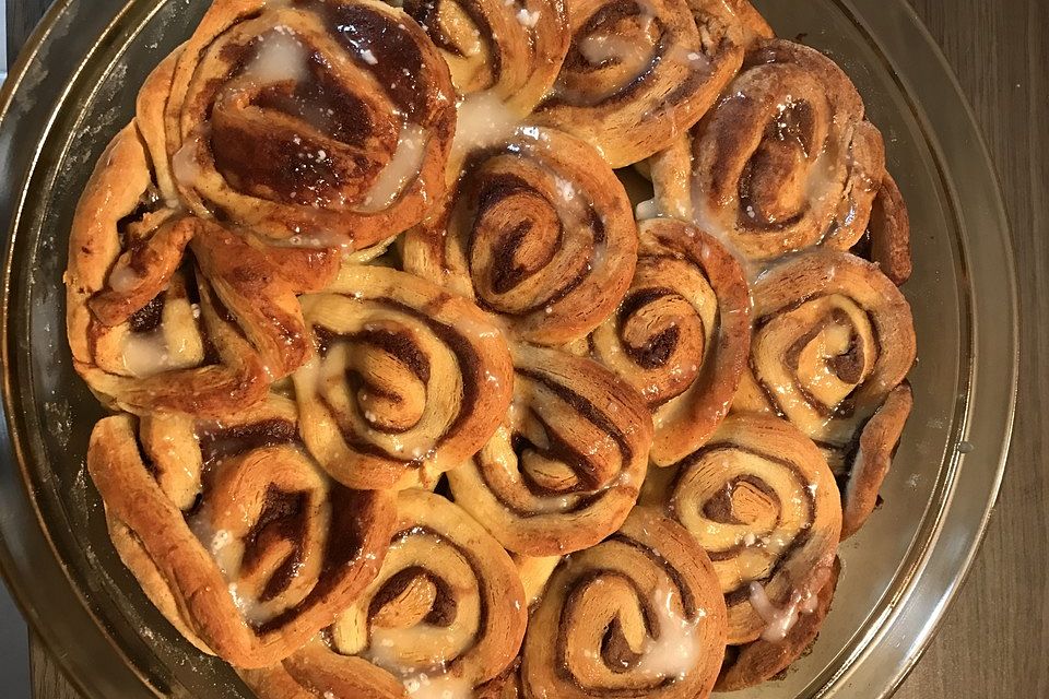 Zimtschnecken-Apfelkuchen