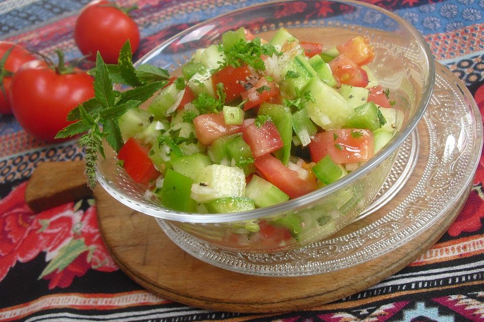 Israelischer Salat