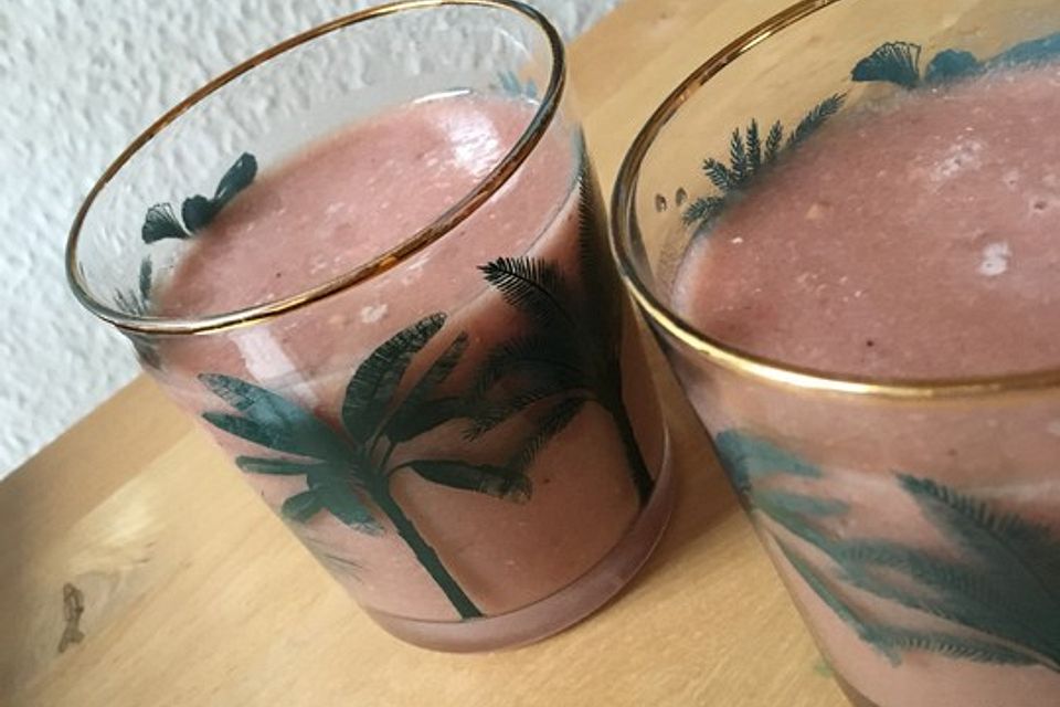 Bananen-Birnen-Granatapfel-Smoothie