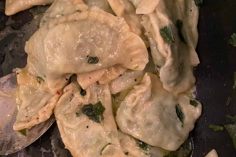 Tortelli alla salvia