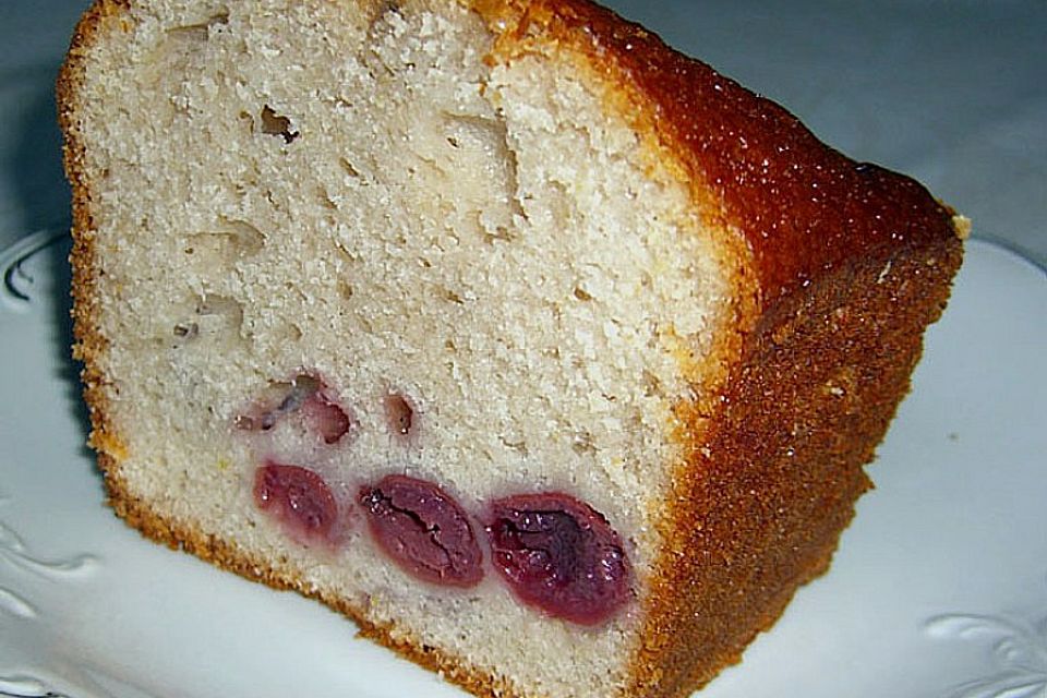 Saftkuchen mit Kirschen