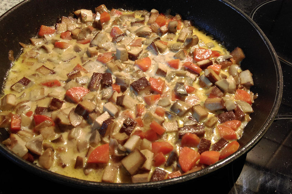 Pilzpfanne mit geräuchertem Tofu