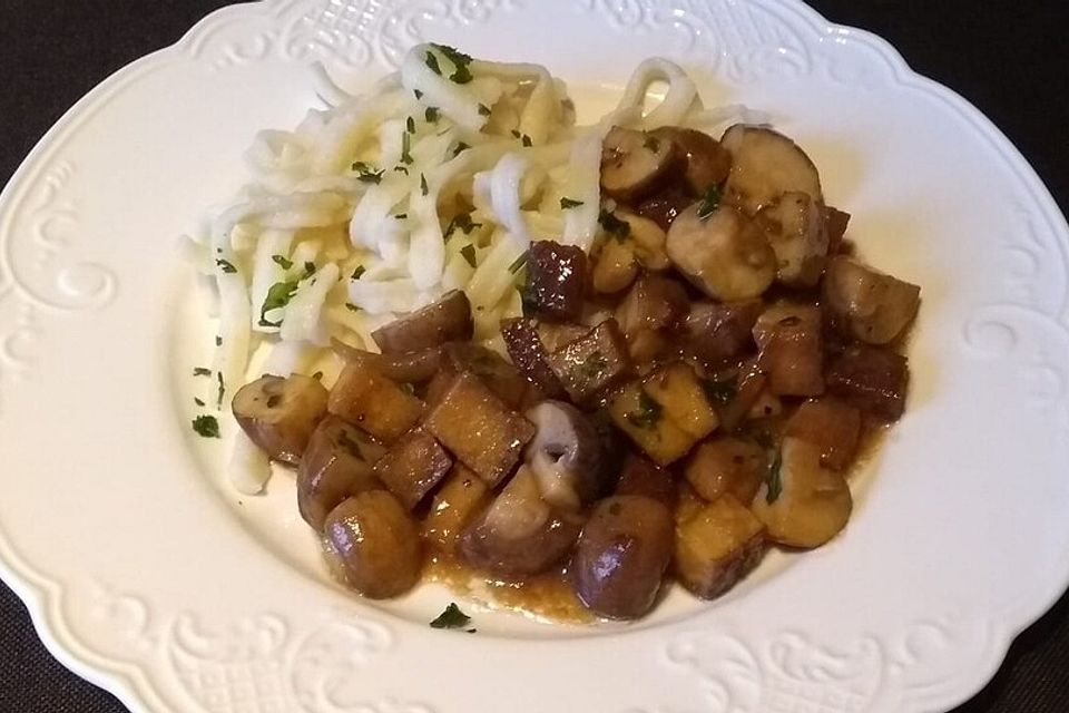 Pilzpfanne mit geräuchertem Tofu