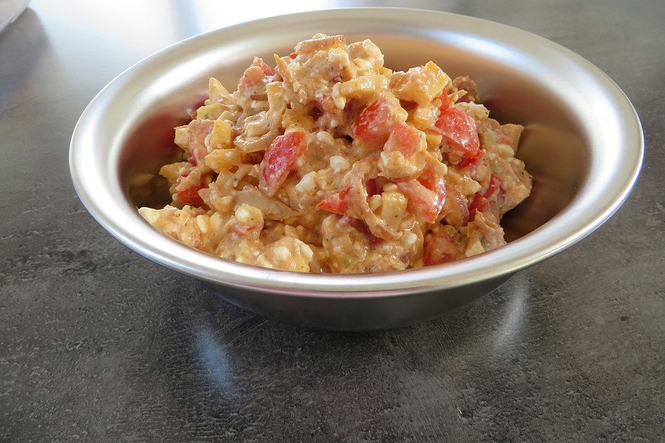 Thunfisch-Hüttenkäse-Salat