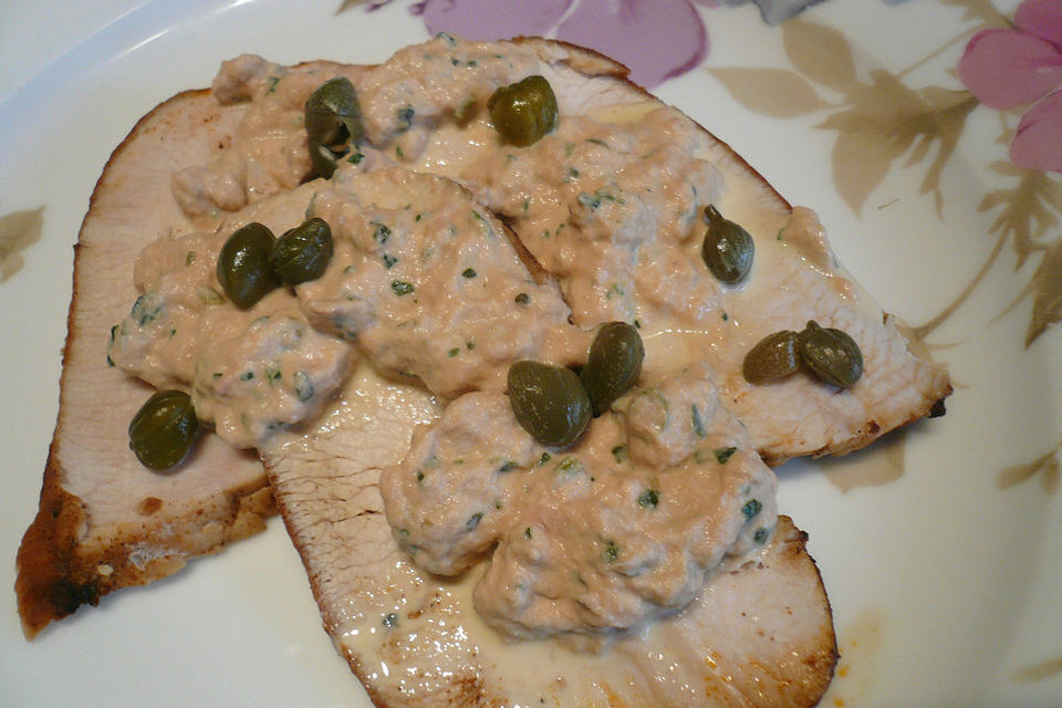 Pollo tonnato