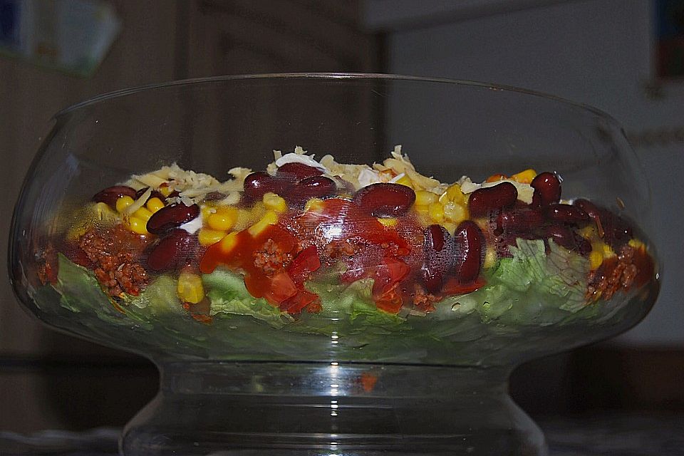 Mexikanischer Schichtsalat