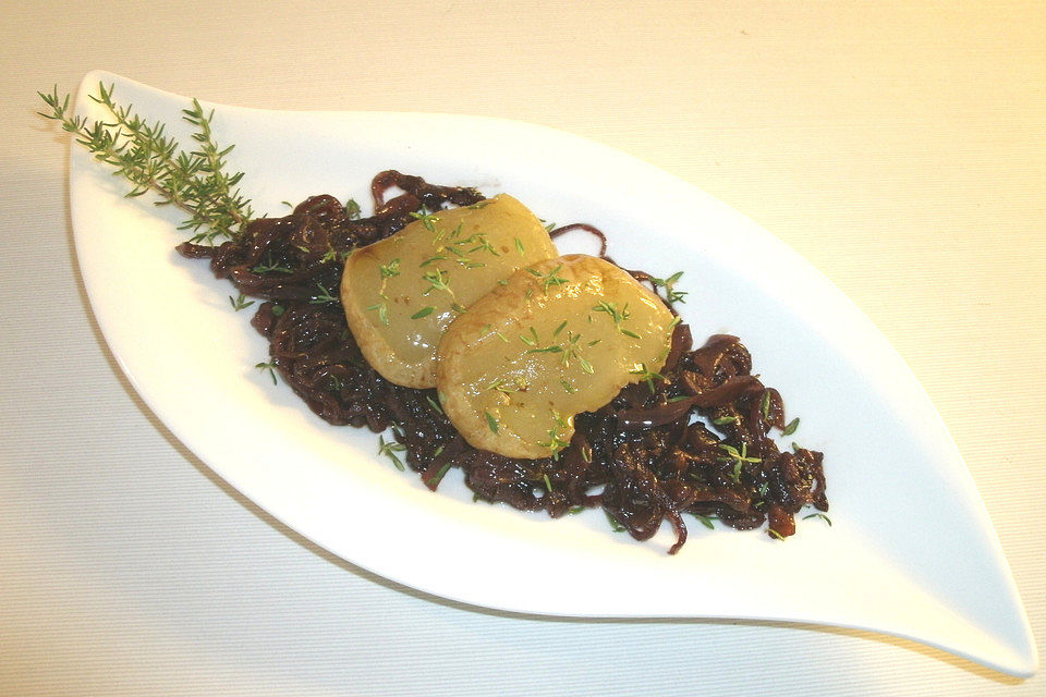 Handkäse mit Dornfelder-Zwiebeln