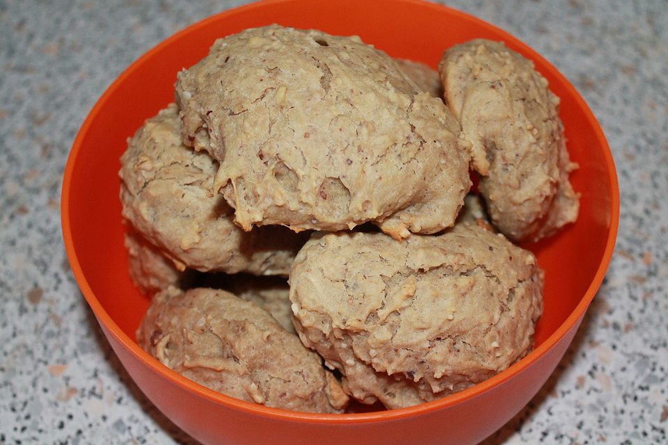 Vegane Nuss-Parmesan-Brötchen