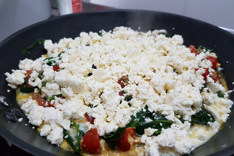 Rührei mit Feta