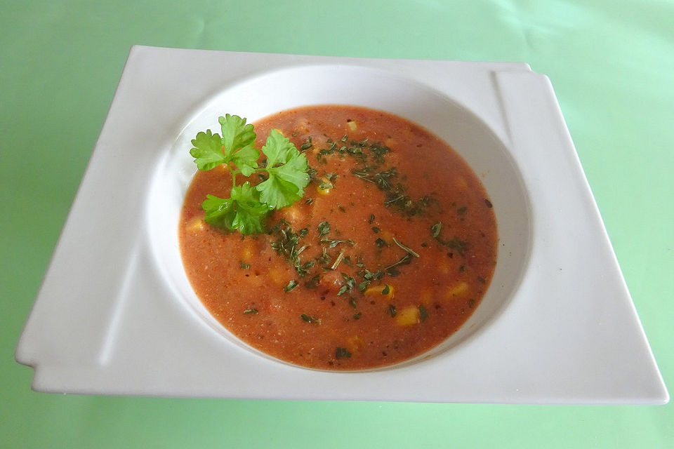 Tomatensuppe mit Mais