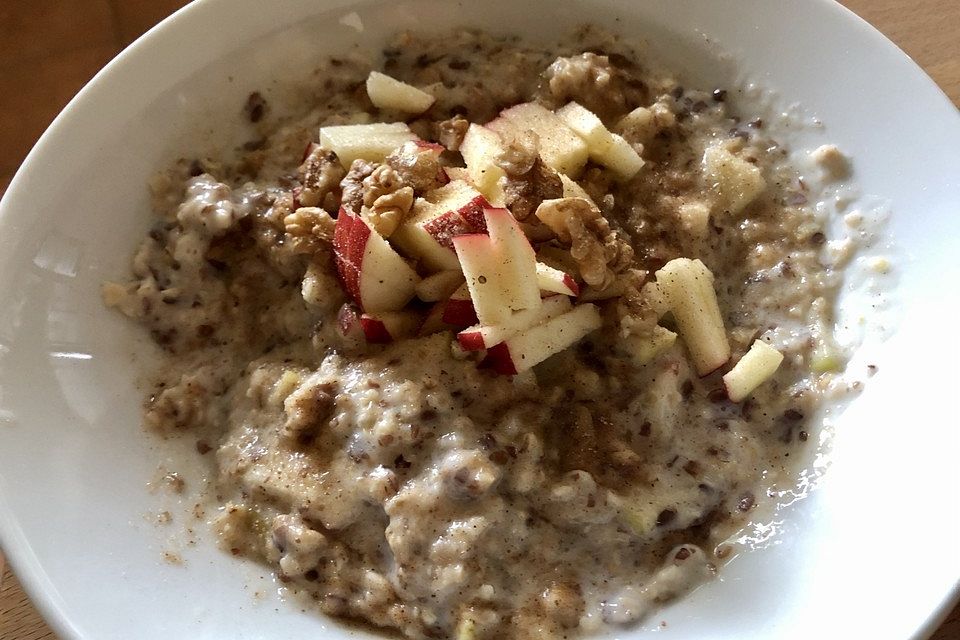 Apfel-Zimt-Porridge