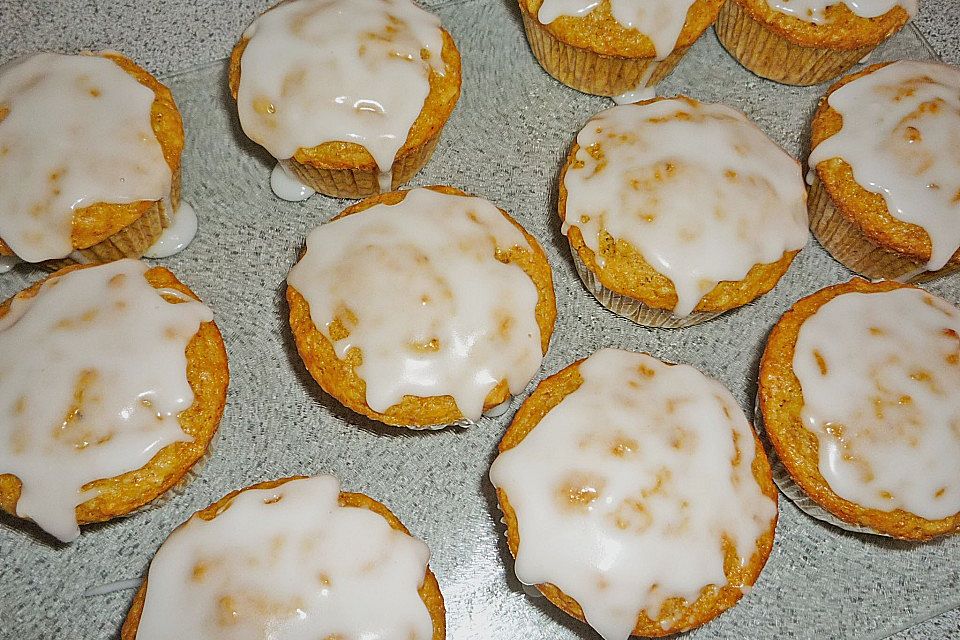 Möhren - Nuss - Muffins