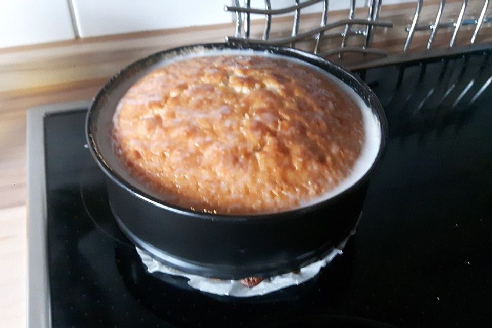 Saftiger Kokosmilch-Kuchen