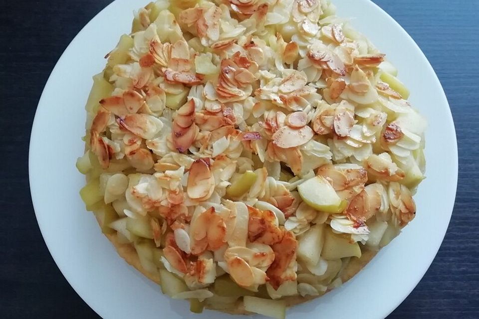 Apfel-Bienenstich-Kuchen