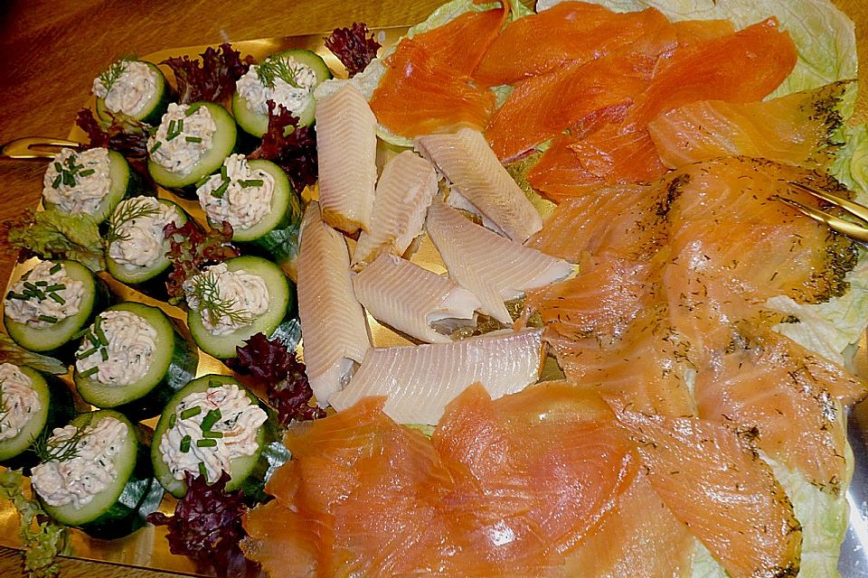 Gurken-Lachs-Häppchen