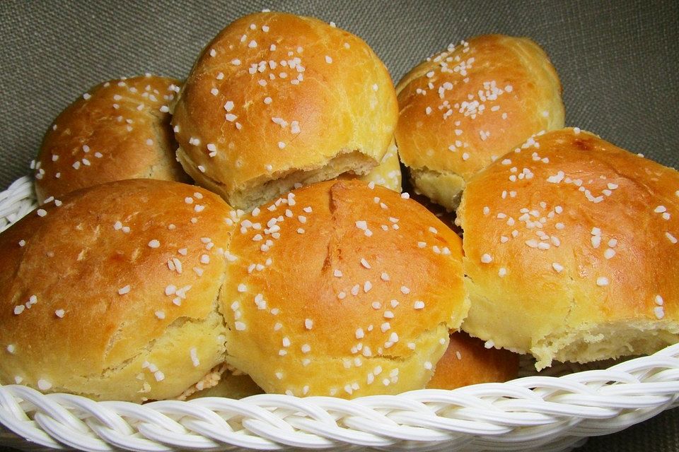 Laugenbrötchen aus dem Elsaß